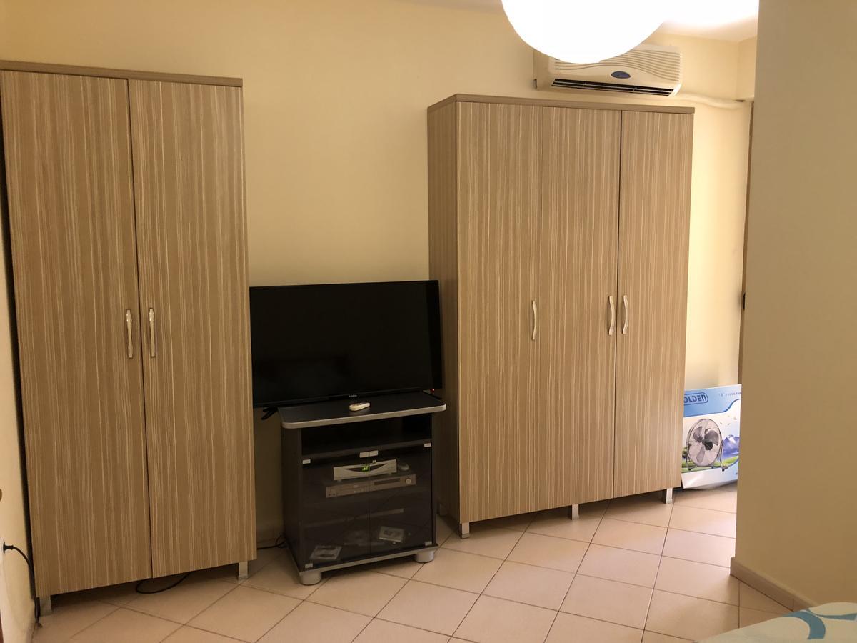 Double Room With Terrace 골렘 외부 사진