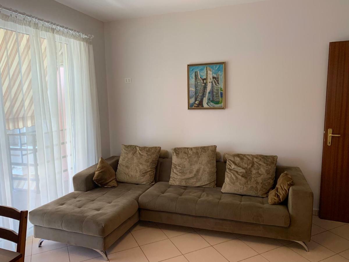 Double Room With Terrace 골렘 외부 사진